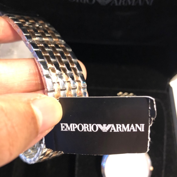 NWT His and Hers Emporio Armani watch set - Picture 8 of 15